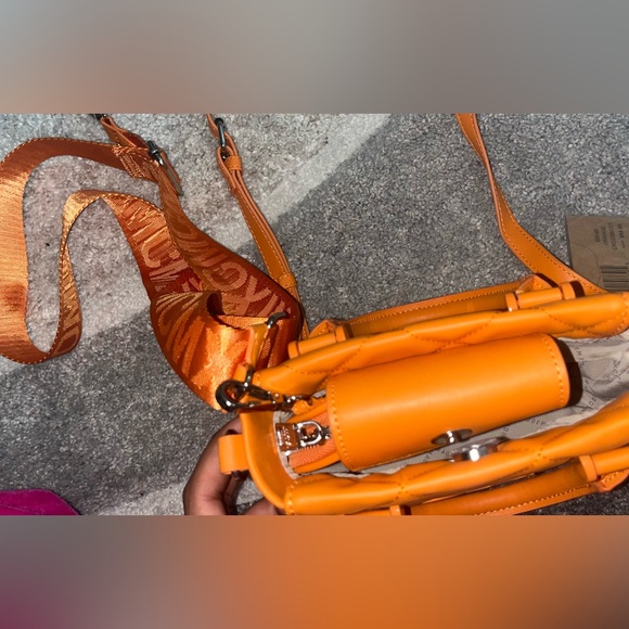 New Orange Steve Madden Handbag/ Crossbody bag - Picture 4 of 7